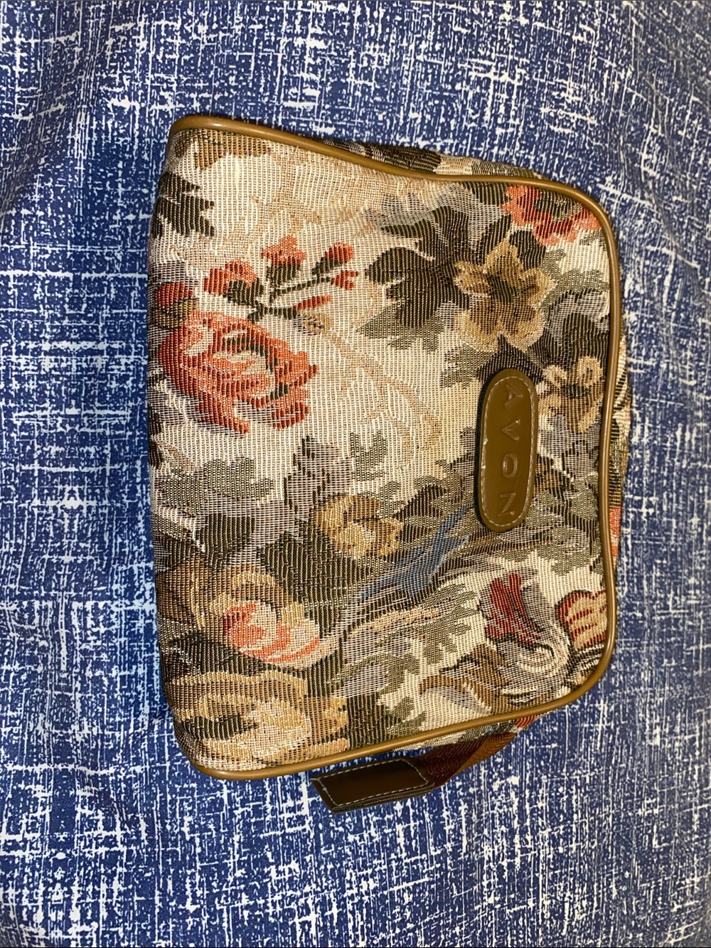 Avon Floral Tapestry Cosmetic Case in Beige, Brown, Pink and Green